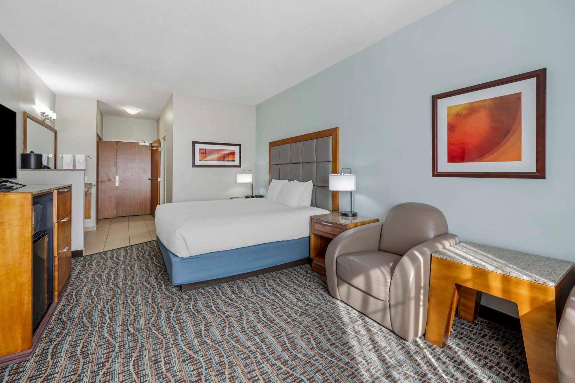 Best Western Plus Peppertree Inn At Омак Экстерьер фото