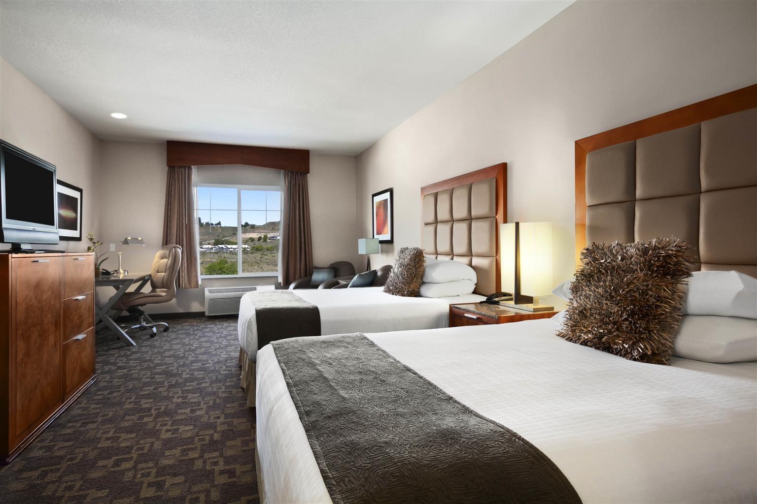 Best Western Plus Peppertree Inn At Омак Экстерьер фото