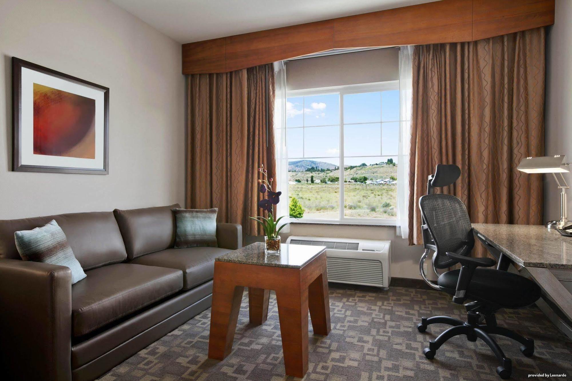 Best Western Plus Peppertree Inn At Омак Экстерьер фото