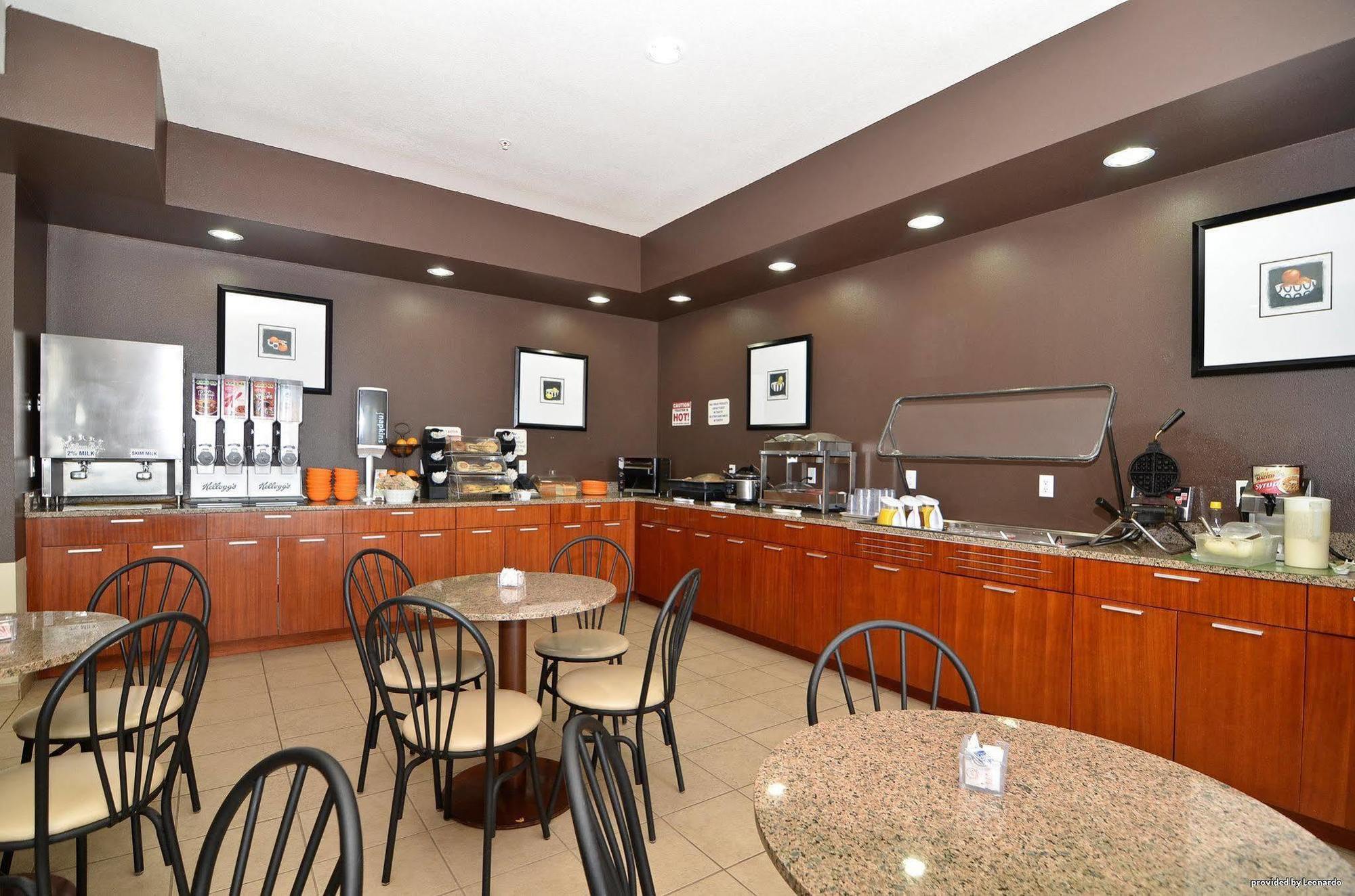 Best Western Plus Peppertree Inn At Омак Экстерьер фото